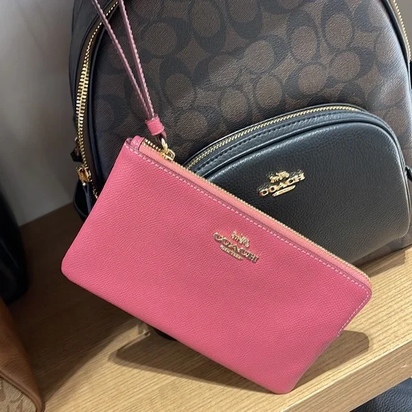 Coach Large Corner Zip Wristlet
IM/Rouge - Picture 16 of 16